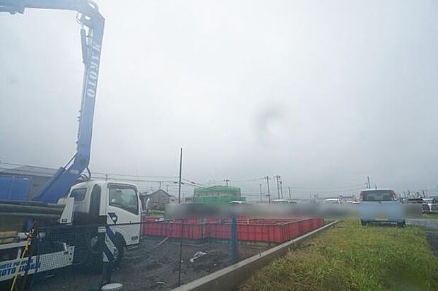 基礎工事中。