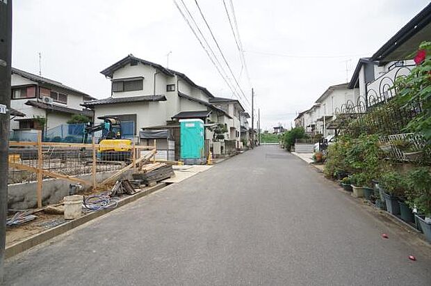 北側6m公道に接道。