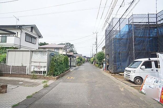 北西側5m公道に接道。
