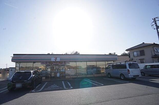 セブンイレブンつくば篠崎店まで1852m