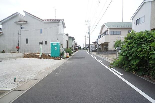 西側5,95m公道に接道。