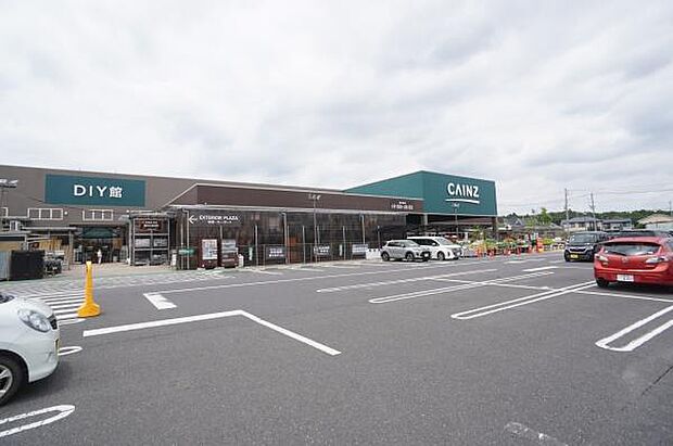 カインズ龍ケ崎店まで1402m