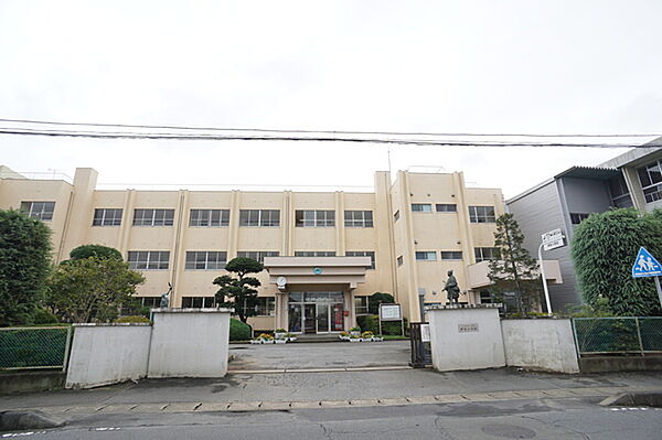 つくばみらい市立伊奈小学校まで500m