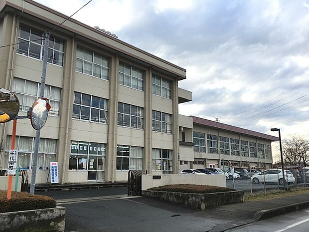 かすみがうら市立下稲吉小学校まで266m