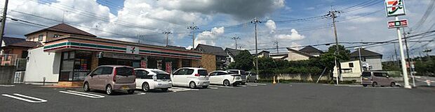 セブンイレブン竜ケ崎長山6丁目店まで638m