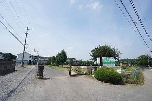 常総市立岡田小学校まで2100m