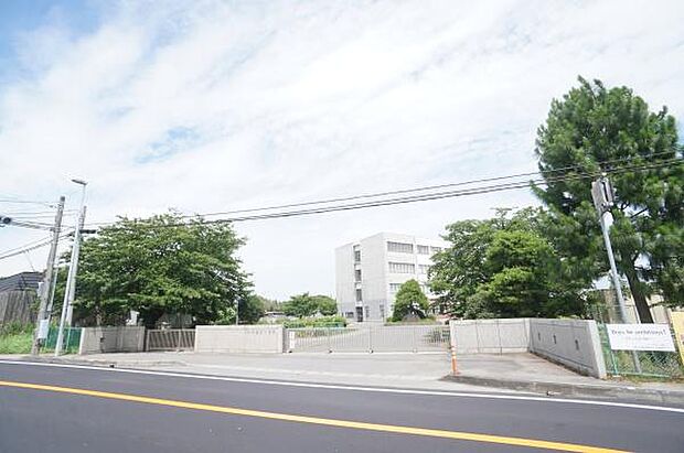 常総市立石下西中学校まで1700m