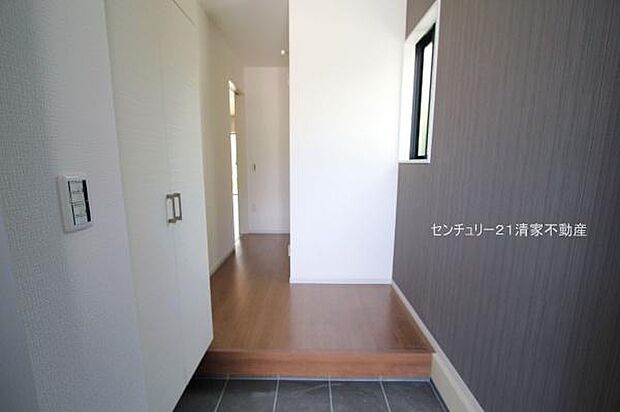 1号棟：便利なシューズボックス付き！(2025年05月撮影)