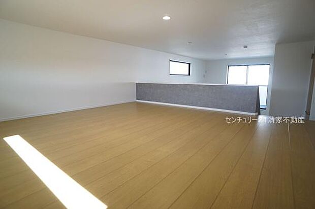 1号棟：大きな物もスッキリ収納できるロフト(2025年02月撮影)