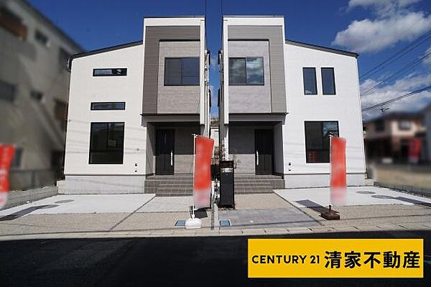 1号棟：駐車スペース2台分あり!(2025年02月撮影)