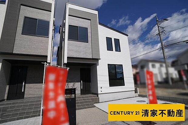 2号棟：駐車スペース2台分あり!(2025年02月撮影)