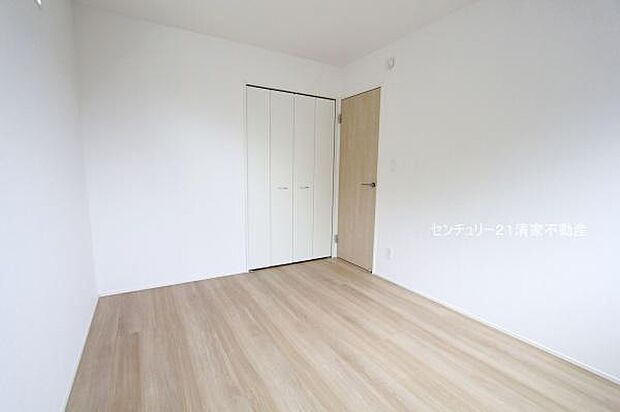 1号棟：子供部屋にも嬉しい全居室収納スペース(2025年07月撮影)