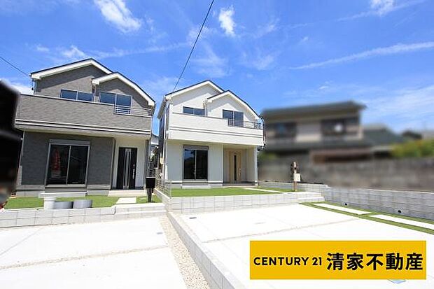 2号棟：駐車スペース2台分あり!(2025年08月撮影)