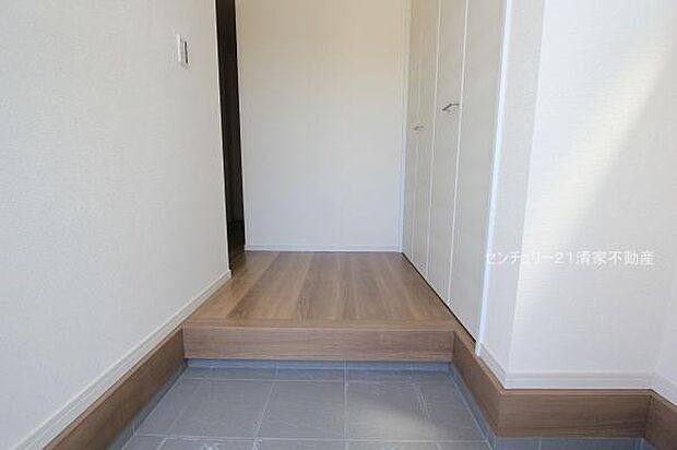 1号棟：便利なシューズボックス付き！(2025年08月撮影)