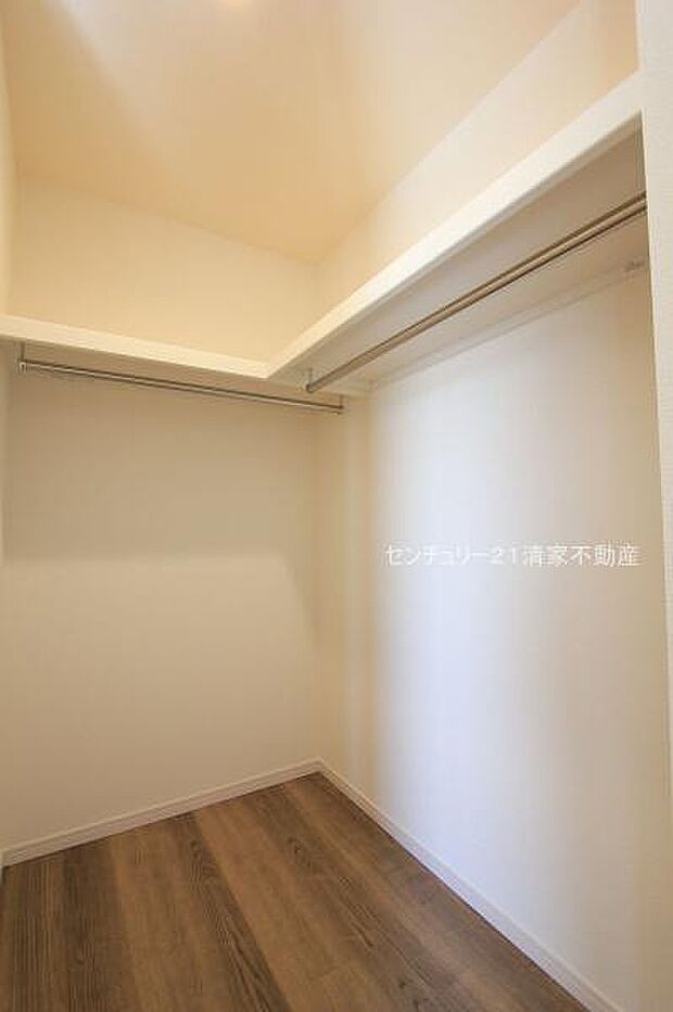 1号棟：収納力のあるウォークインクローゼット！(2025年08月撮影)