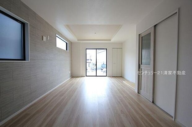 リビングアップでご家族との会話も弾む!(2025年08月撮影)