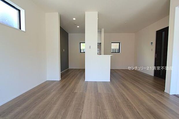 ご家族みんながゆったり寛げるリビング(2025年09月撮影)