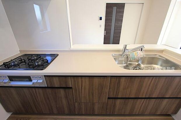 人気の対面式キッチン！(2025年09月撮影)