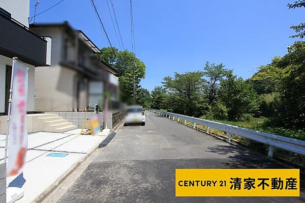 閑静な住宅地でのびのび子育て！(2025年08月撮影)