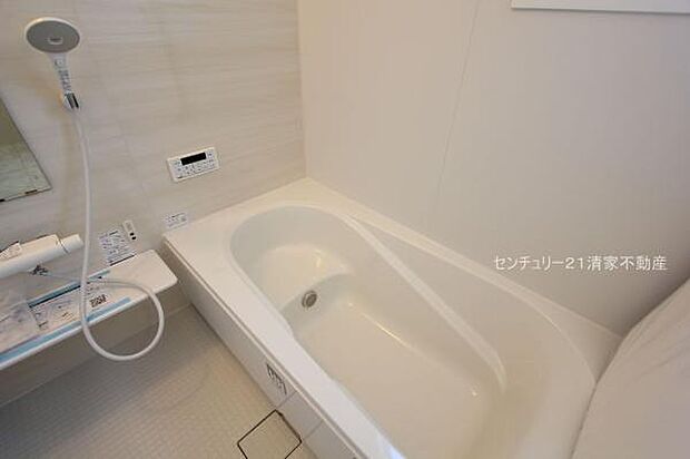 1号棟:一日の疲れを癒すための心地よいバスタイム(2025年10月撮影)