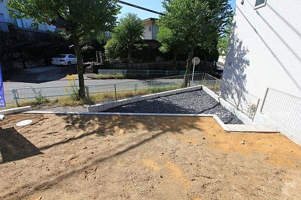 2号棟：お子様も嬉しいお庭付き！(2025年10月撮影)