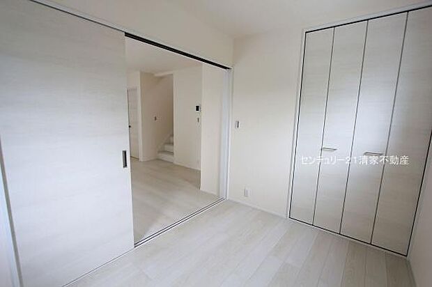 1号棟：子供部屋にも嬉しい全居室収納スペース(2025年09月撮影)