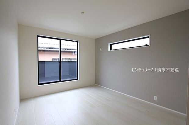 2号棟：お洒落なアクセントクロス！(2025年09月撮影)