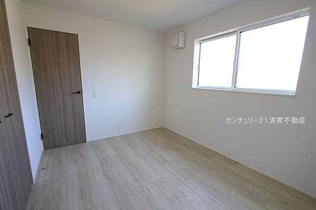 1号棟：子供部屋にも嬉しい全居室収納スペース(2025年11月撮影)