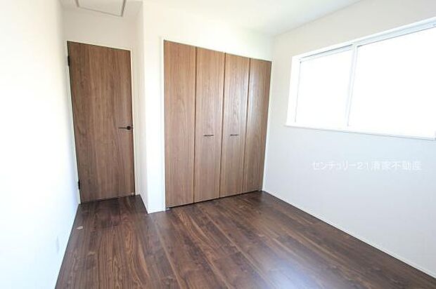 2号棟：全居室収納ありで住空間スッキリ！(2025年11月撮影)