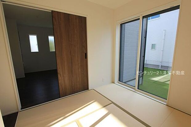 2号棟：お子様の遊び場に最適な和室！(2025年11月撮影)