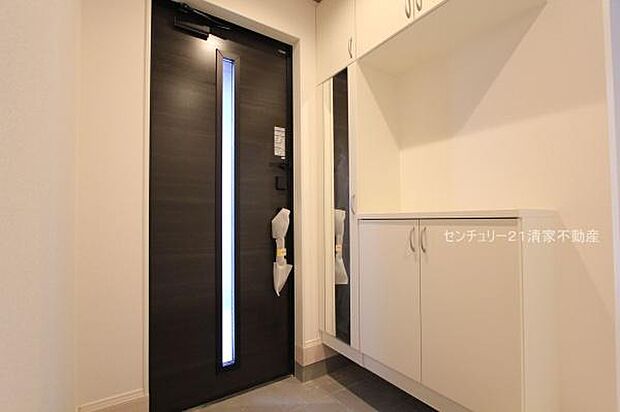 便利なシューズボックス付き！(2025年12月撮影)