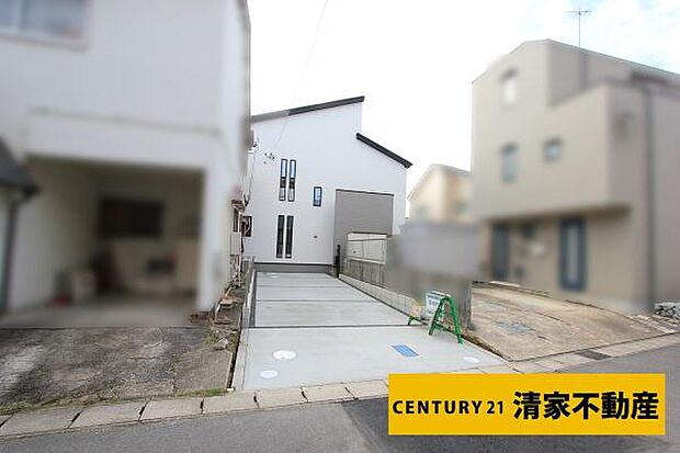 駐車スペース2台分あり!(2025年12月撮影)