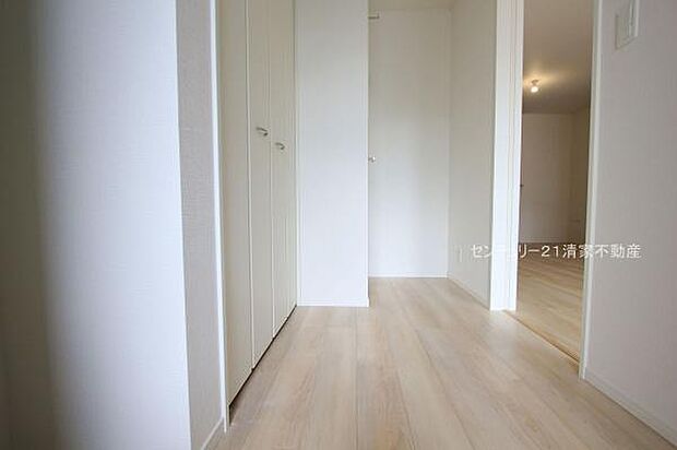 1号棟:便利なシューズボックス付き!(2025年10月撮影)