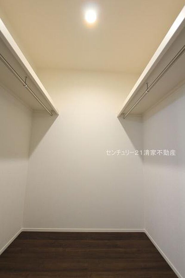 2号棟：家族みんなの収納にゆとりのクローゼット(2026年01月撮影)