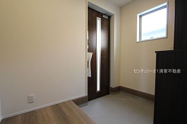 1号棟：便利なシューズボックス付き！(2025年12月撮影)