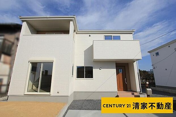 2号棟：駐車スペース2台分あり!(2025年12月撮影)