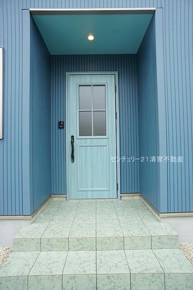 A号棟:藤山台小学校まで徒歩約7分(2025年09月撮影)