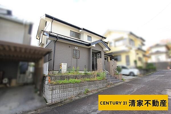 駐車スペース2台分あり!(2025年12月撮影)