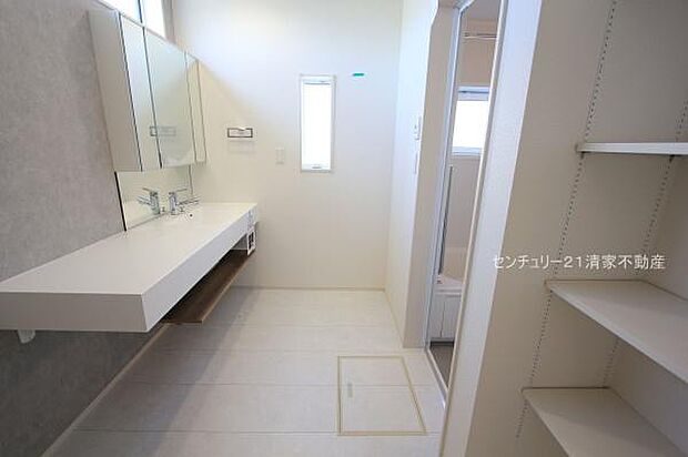 可動棚のある洗面室！(2026年01月撮影)