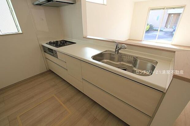 Ｂ号棟：家族との会話が弾む対面式キッチン！(2026年01月撮影)