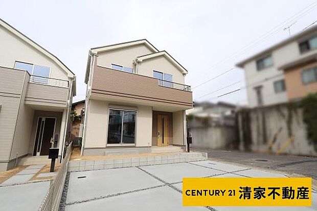 B号棟:駐車スペース並列2台分あり!(2026年02月撮影)