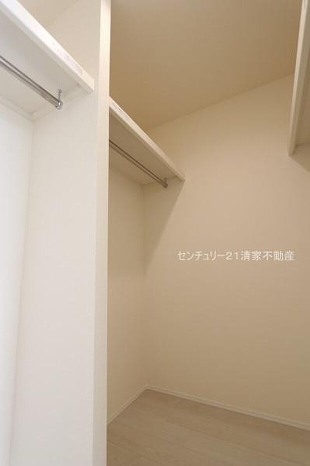 2号棟:季節物もすっきり収納できます!(2026年03月撮影)