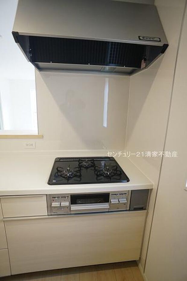 1号棟:シンプルで使いやすいキッチンです(2026年02月撮影)