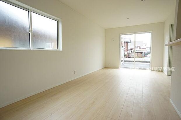 2号棟:LDKは嬉しい2面採光!(2026年03月撮影)