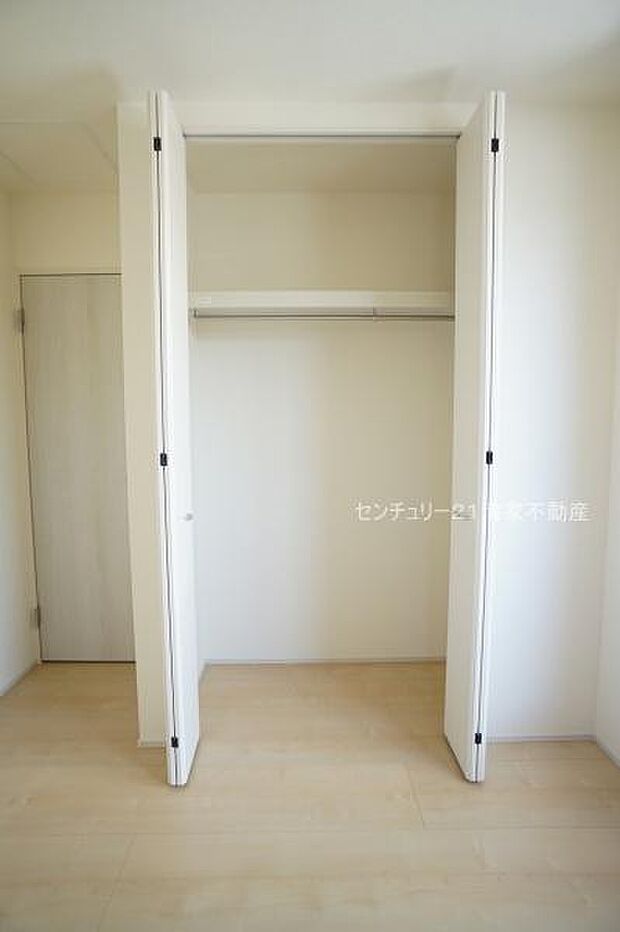 たっぷり収納のクローゼット！(2026年03月撮影)