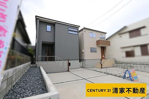 2号棟：駐車スペース2台分あり!(2026年06月撮影)