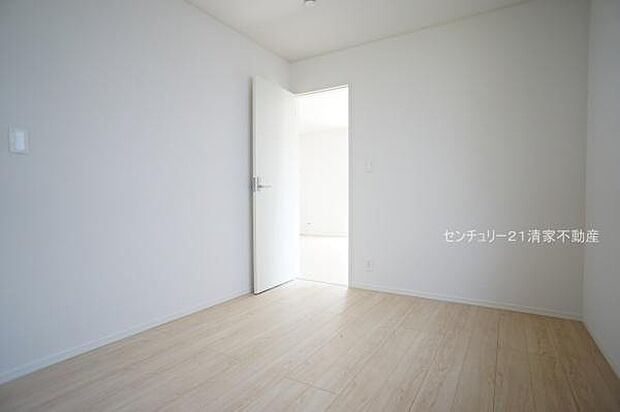 2号棟：子供部屋にも嬉しい全居室収納スペース(2026年07月撮影)