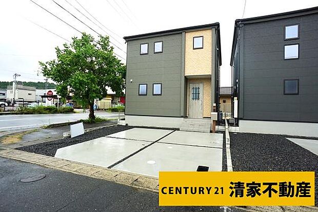 3号棟：駐車スペース2台分あり!(2026年09月撮影)