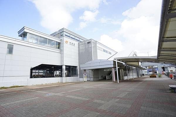 JR中央本線神領駅まで1200m、JR中央本線神領駅まで1200m(徒歩約15分)