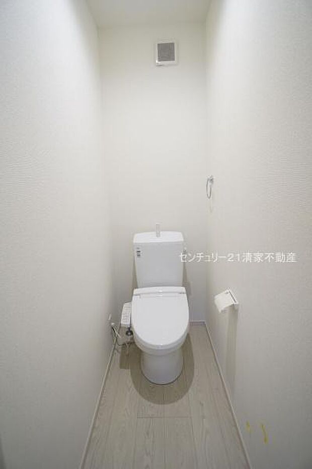 2号棟：温水洗浄便座付きトイレ！(2023年11月撮影)